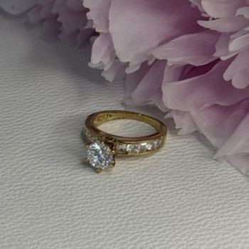 925 Sterling Silver Gold Plated CZ Ring Size 7