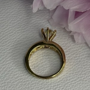 925 Sterling Silver Gold Plated CZ Ring Size 7