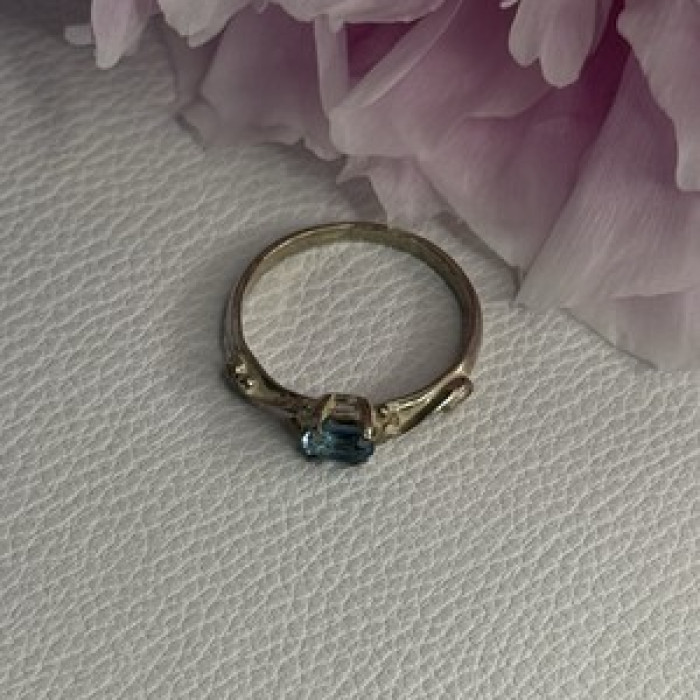925 Sterling Silver Topaz Ring Size 8.5