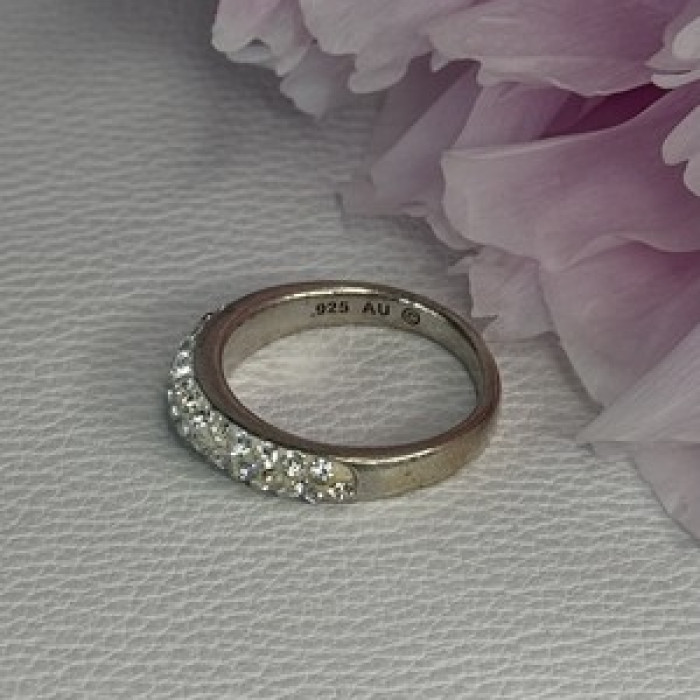 Classy 925 Sterling Silver CZ Ring Size 7.5