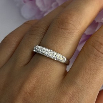 Classy 925 Sterling Silver CZ Ring Size 7.5