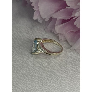 925 Sterling Silver Topaz Ring Size 7.5