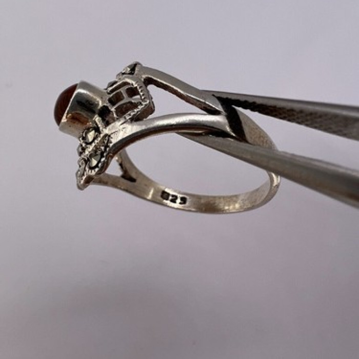 925 Sterling Silver Amber & Marcasite Ring Size 7