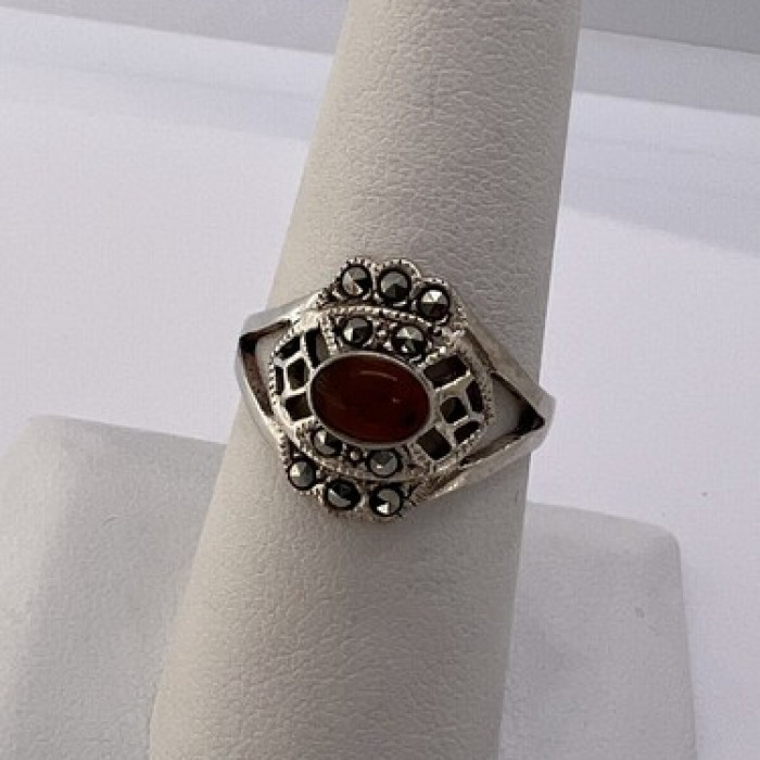 925 Sterling Silver Amber & Marcasite Ring Size 7