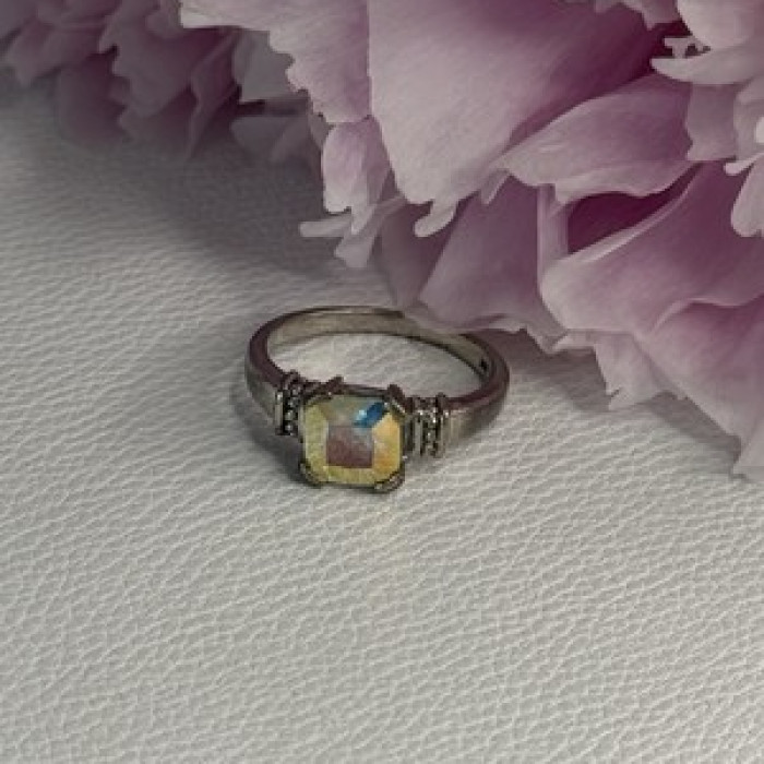 925 Sterling Silver CZ Ring Size 9