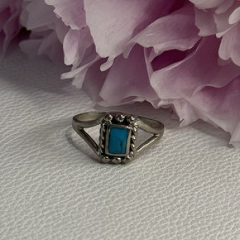 925 Sterling Silver Turquoise Ring Size 7.5