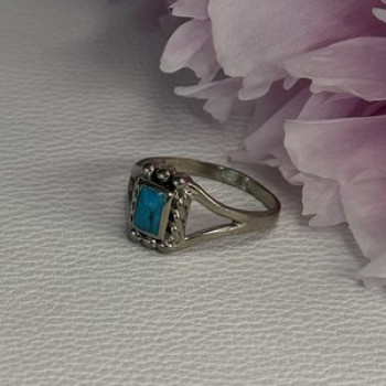 925 Sterling Silver Turquoise Ring Size 7.5