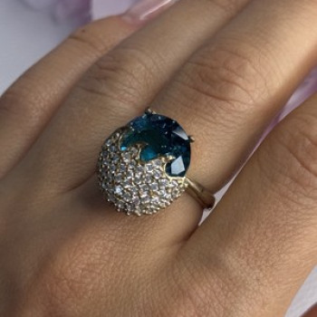 925 Sterling Silver Blue Crystal & CZ Ring Size 8