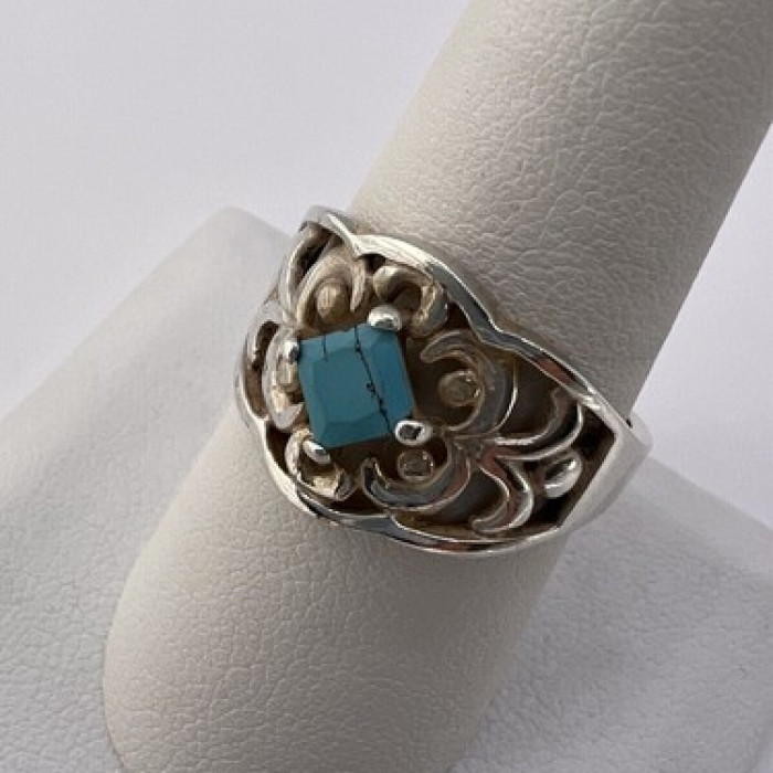 925 Sterling Silver Turquoise Ring Size 8.5