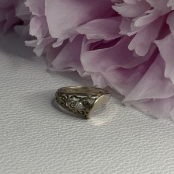 Vintage 925 Sterling Silver Ring Size 5
