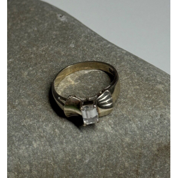 925 Sterling Silver Beryl Bow Ring Size 6