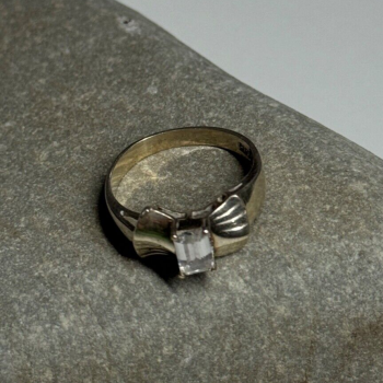 925 Sterling Silver Beryl Bow Ring Size 6