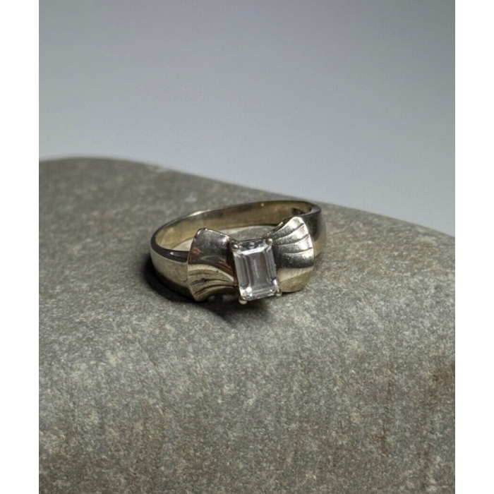 925 Sterling Silver Beryl Bow Ring Size 6