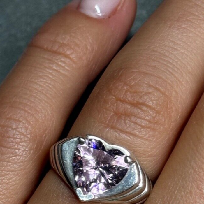 925 Sterling Silver CZ Heart Ring Size 6.5
