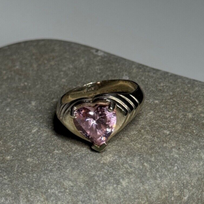 925 Sterling Silver CZ Heart Ring Size 6.5