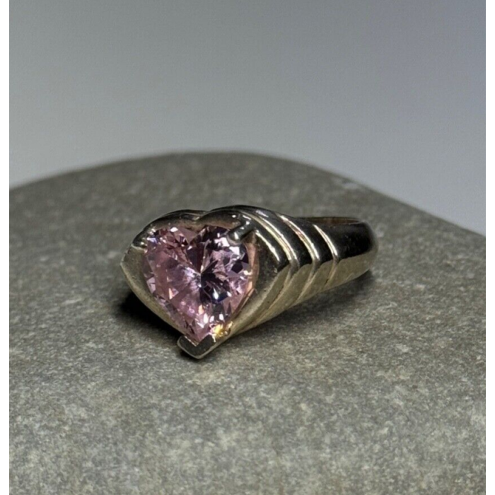 925 Sterling Silver CZ Heart Ring Size 6.5