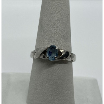 925 Sterling Silver & Topaz Ring Size 8