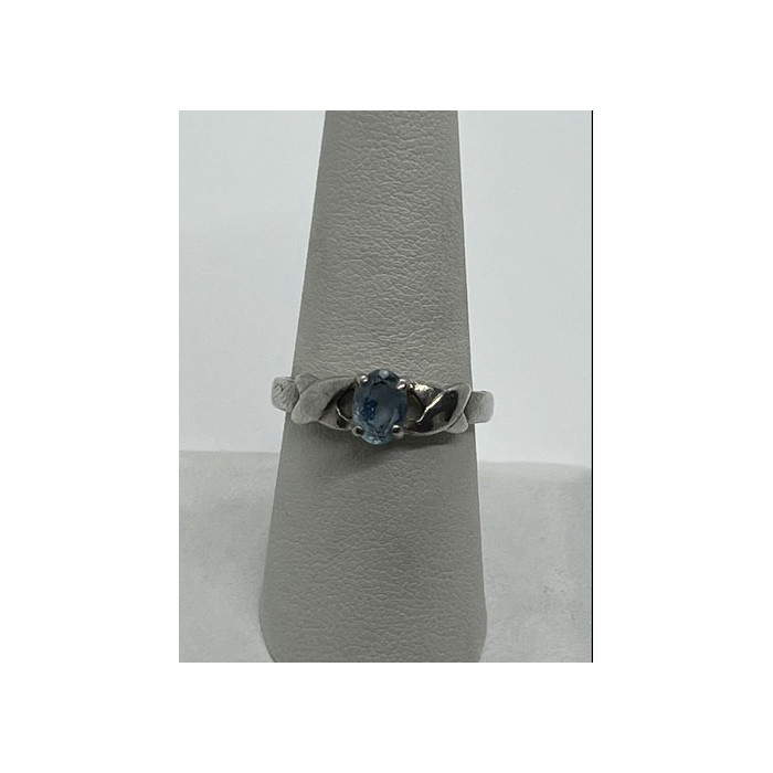925 Sterling Silver & Topaz Ring Size 8