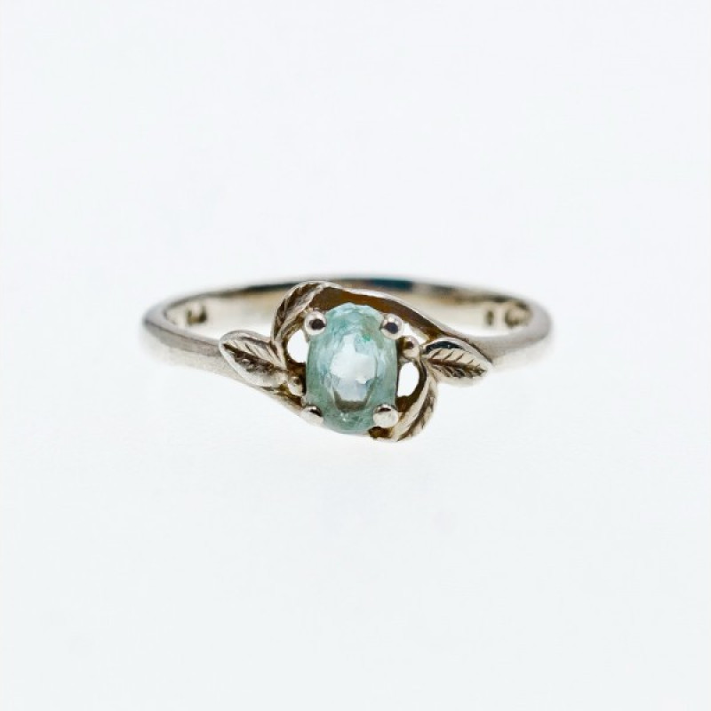 925 Sterling Silver Blue Topaz Ring Size 9