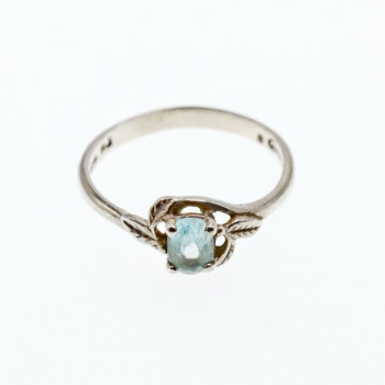 925 Sterling Silver Blue Topaz Ring Size 9