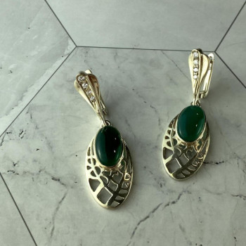 Vintage 925 Sterling Silver Green Agate & CZ Earrings