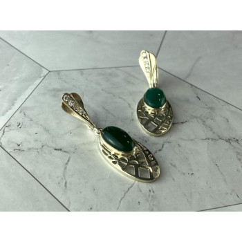 VINTAGE 925 STERLING SILVER GREEN AGATE & CZ EARRINGS