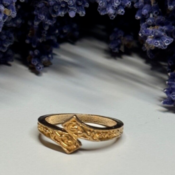 925 Sterling Silver Gold Plated Ring Size 6