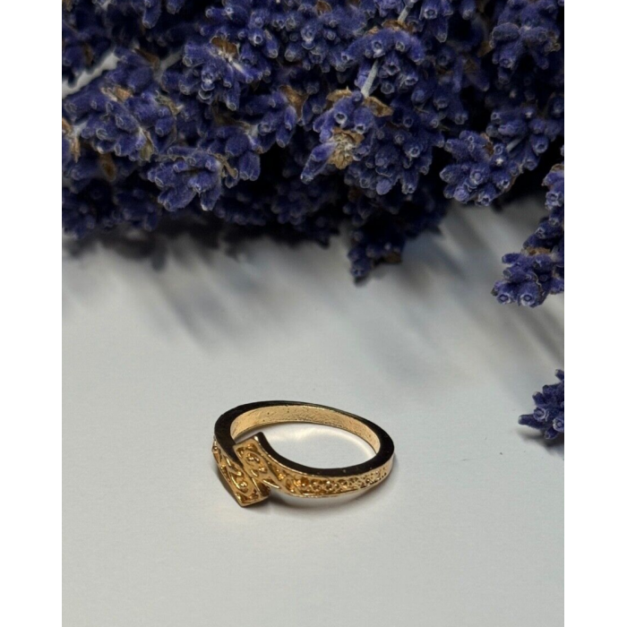 925 Sterling Silver Gold Plated Ring Size 6