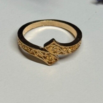 925 Sterling Silver Gold Plated Ring Size 6