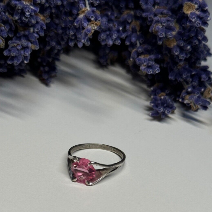 925 Sterling Silver Pink Topaz Ring Size 5