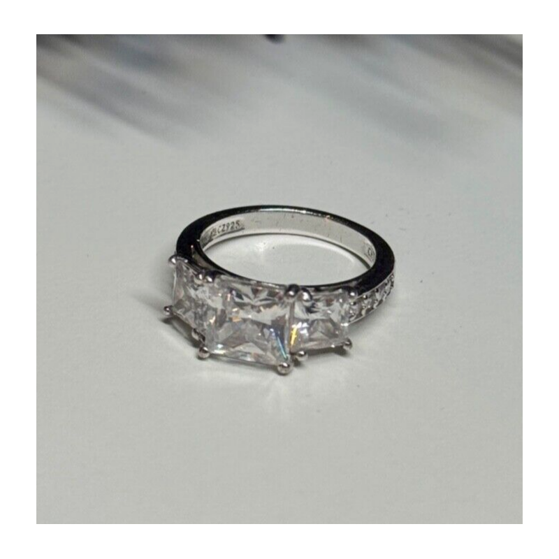 925 Sterling Silver Ring Size 5.5