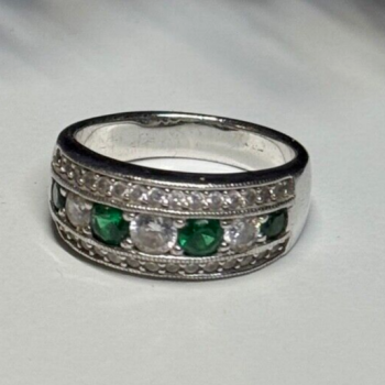 925 Sterling Silver CZ Ring Size 8
