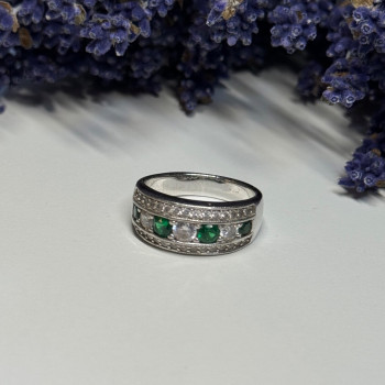 925 Sterling Silver CZ Ring Size 8
