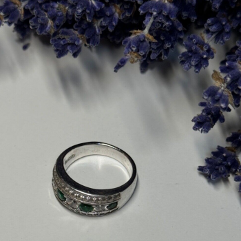 925 Sterling Silver CZ Ring Size 8