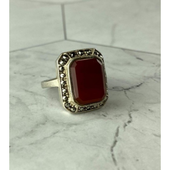 Vintage 925 Sterling Silver Agate & Marcasites Ring Size 7