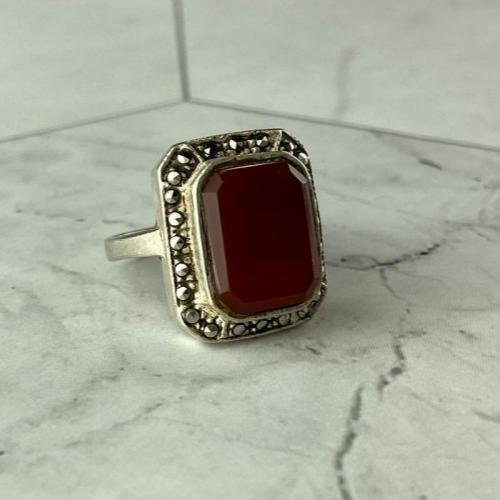 Vintage 925 Sterling Silver Agate & Marcasites Ring Size 7