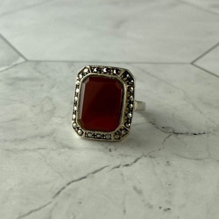 Vintage 925 Sterling Silver Agate & Marcasites Ring Size 7