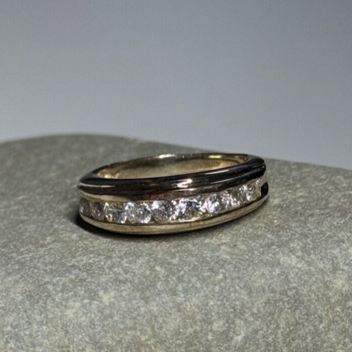 925 Sterling Silver CZ Ring Size 6