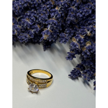 925 Sterling Silver Gold Plated CZ Ring Size 7.5