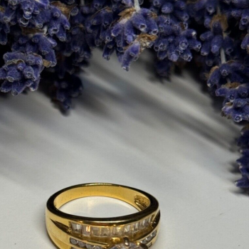 925 Sterling Silver Gold Plated CZ Ring Size 7.5