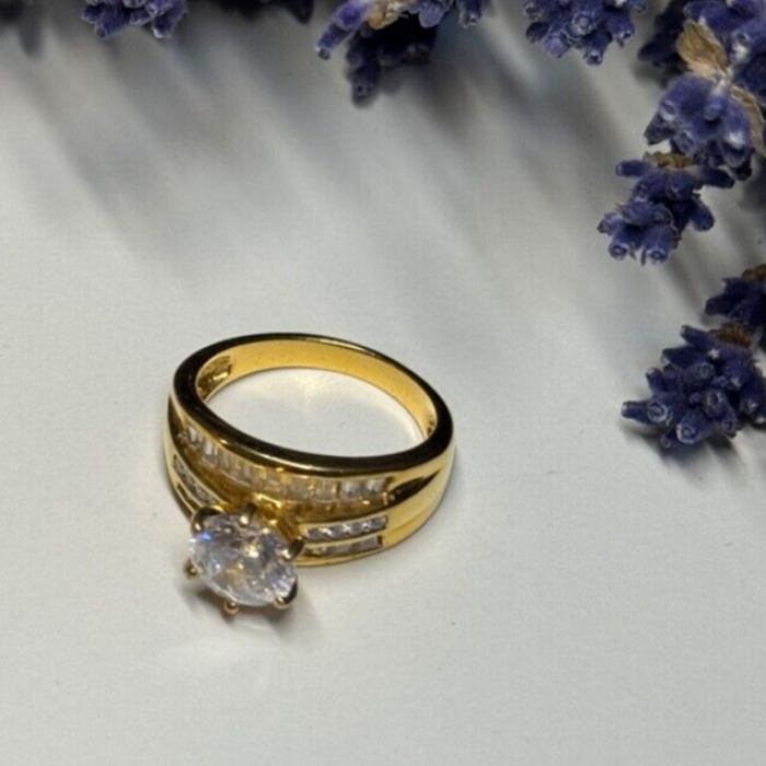 925 Sterling Silver Gold Plated CZ Ring Size 7.5