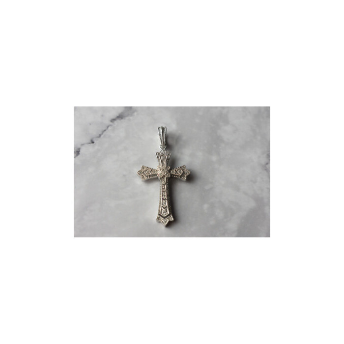 925 STERLING SILVER DIAMONDS CROSS PENDANT