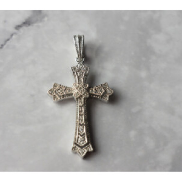 925 Sterling Silver Diamonds Cross Pendant