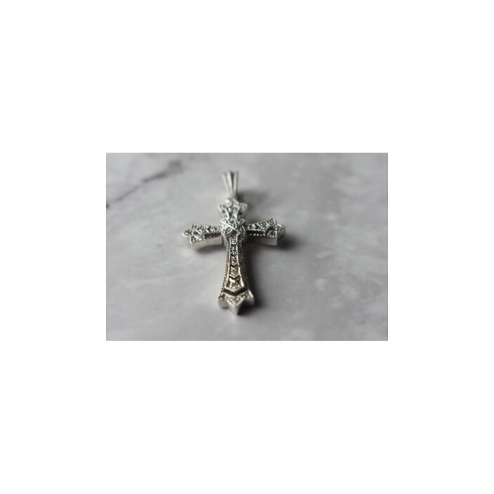 925 STERLING SILVER DIAMONDS CROSS PENDANT