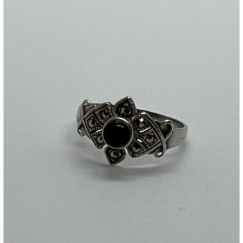 925 Sterling Silver Onyx & Marcasite Ring Size 7