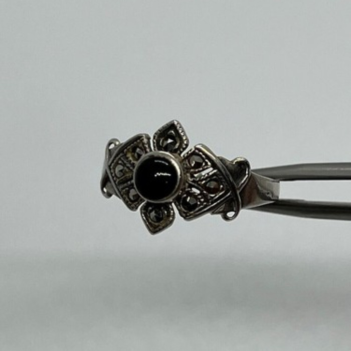 925 Sterling Silver Onyx & Marcasite Ring Size 7