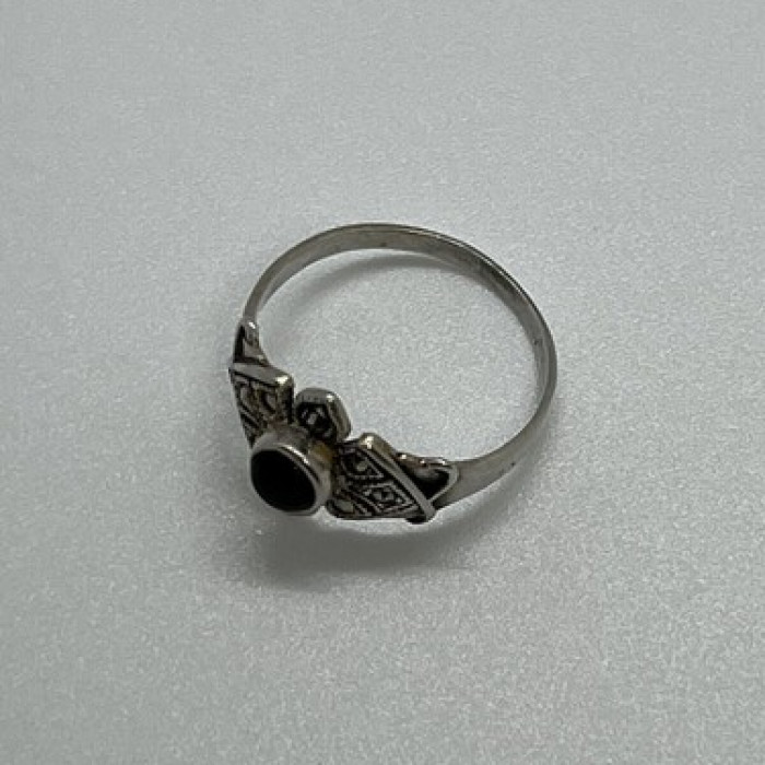 925 Sterling Silver Onyx & Marcasite Ring Size 7