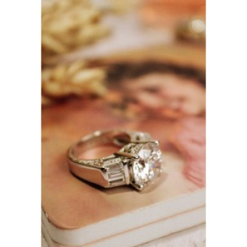 925 Sterling Silver CZ Ring Size 5.5