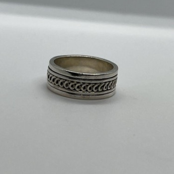 925 Sterling Silver & Spinner Geo Art Ring Size 7