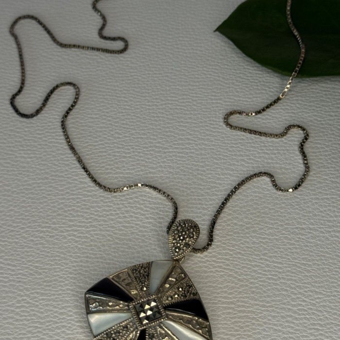 925 Sterling Silver Onyx & Abalone & Marcasite Necklace Length 25 Inch